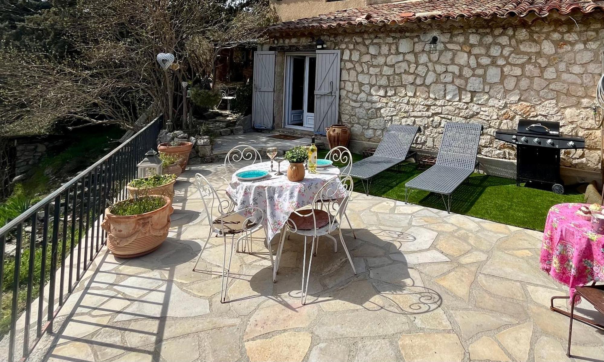 La Maison D'Eddy Et Caro Aux Portes Du Verdon Trigance Exterior photo